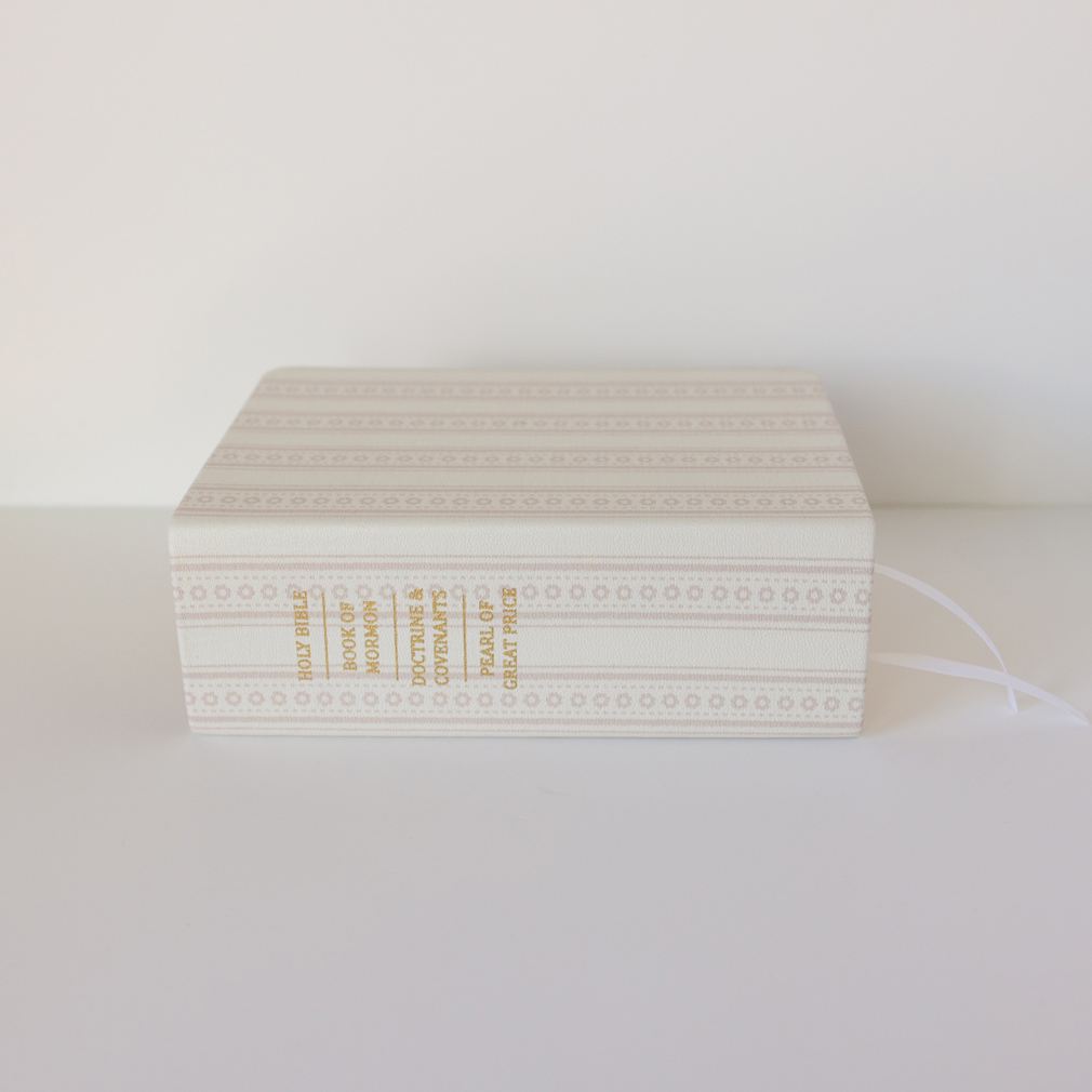 Hand-Bound Genuine Leather Quad - Petal Ribbon - LDP-HB-RQ-PTR